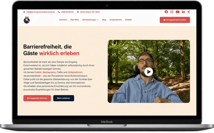 Website von Beratung Barrierefrei Fuchs auf einem Laptop